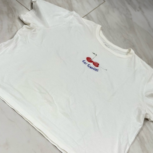 Cute Abercrombie baby tee!! - Picture 1 of 2